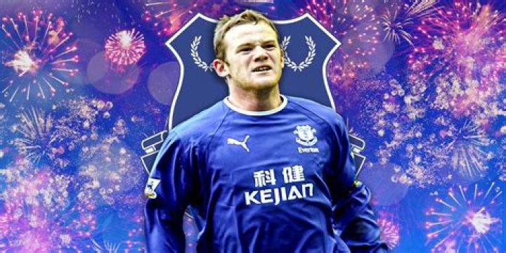 Why rooney left everton?